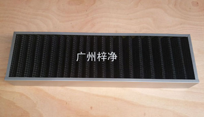 活性碳過濾器廣泛用于化學(xué)、制藥、食品、娛樂場所、需要凈化空氣的場所， 有害氣體如苯、甲醛、氨氣等的吸附脫除 溶劑的回收 ，采用活性炭氈比表面積大，吸附能力強(qiáng)，迅速處理各種有害氣體, 有效潔凈空氣對氣味的控制。